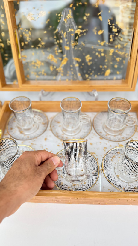 استکان چای اماراتی